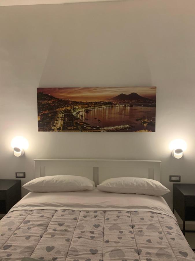 Vittoria Room Неаполь Екстер'єр фото